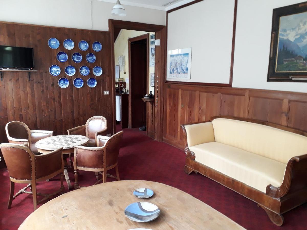 Hotel Villa Tedaldi Грессоне-Сен-Жан Экстерьер фото