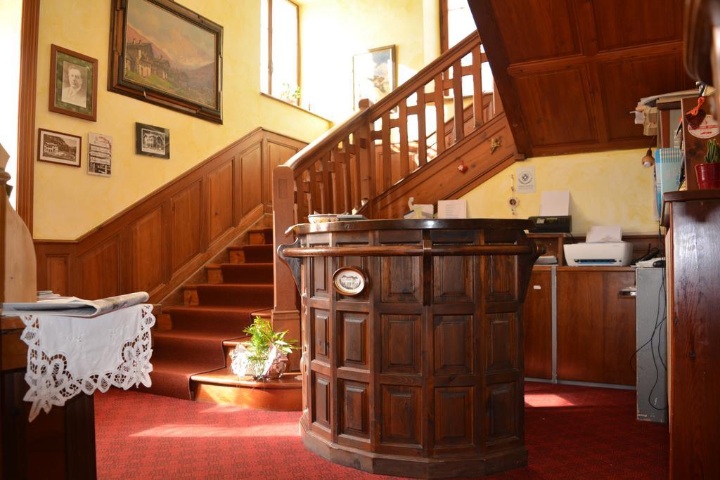 Hotel Villa Tedaldi Грессоне-Сен-Жан Экстерьер фото